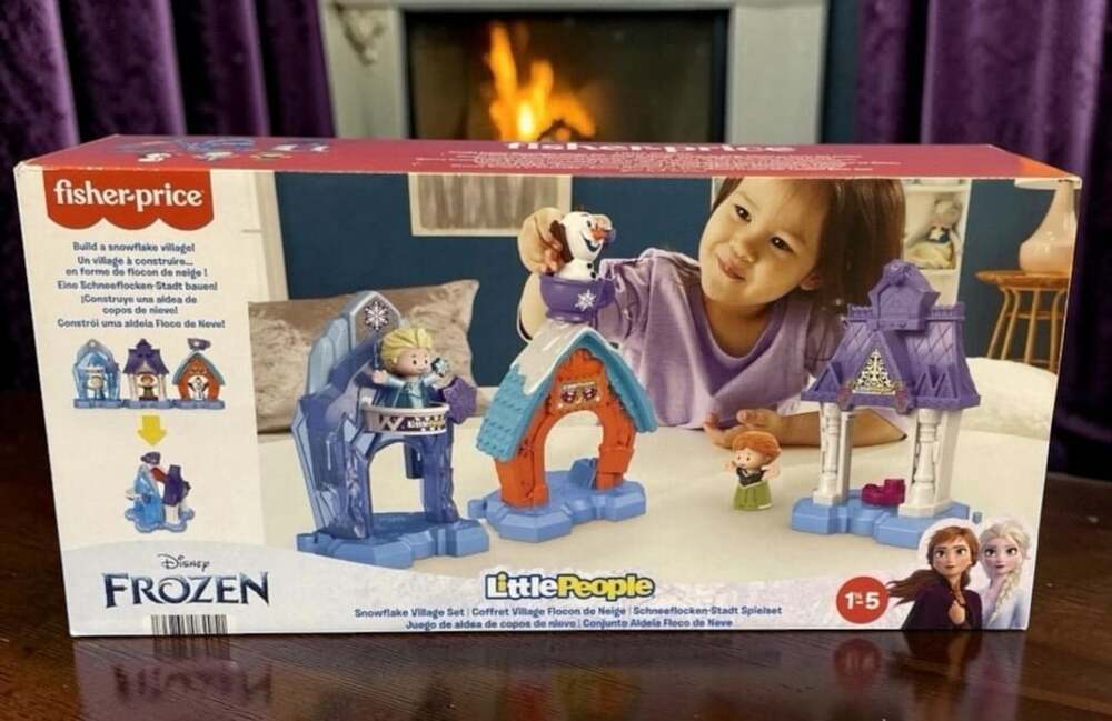 Fisher-Price Little People Disney Frozen Snowflake Village Playset New